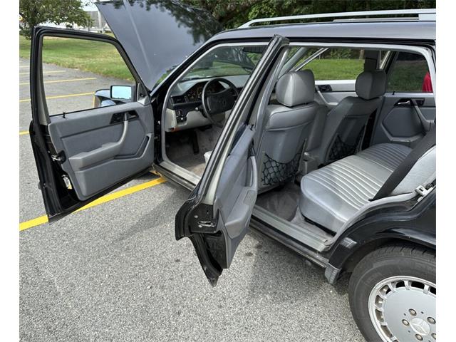 1989 Mercedes-Benz 300TE (CC-1898725) for sale in Lake Hiawatha, New Jersey