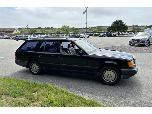 1989 Mercedes-Benz 300TE (CC-1898725) for sale in Lake Hiawatha, New Jersey