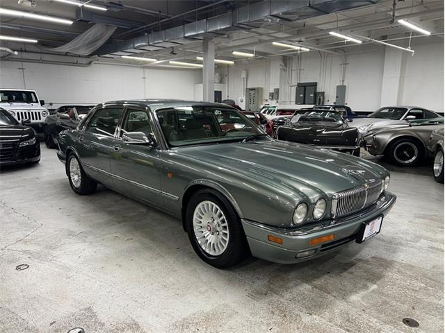 1996 Jaguar XJ (CC-1901694) for sale in Huntington Station, New York