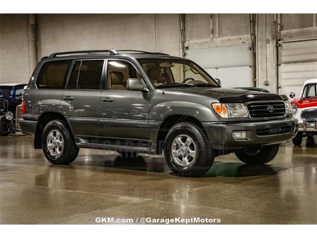 2001 Toyota Land Cruiser (CC-1902474) for sale in Grand Rapids, Michigan