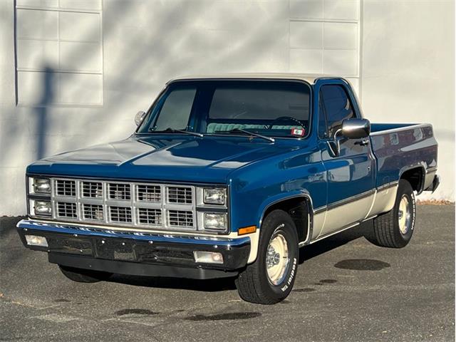 1982 GMC C/K 10 (CC-1900334) for sale in Springfield, Massachusetts