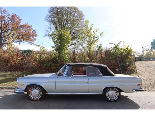 1971 Mercedes-Benz 280SE (CC-1903793) for sale in Astoria, New York