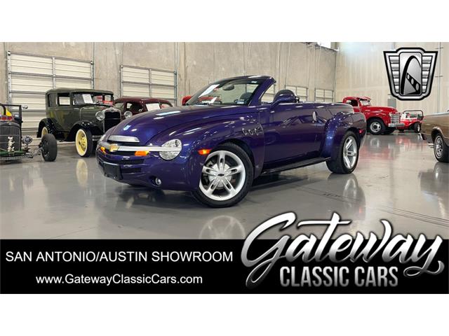 2004 Chevrolet SSR (CC-1904140) for sale in O'Fallon, Illinois