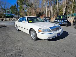 2003 Lincoln Town Car (CC-1905434) for sale in Charlton, Massachusetts