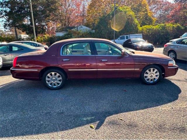 2004 Lincoln Town Car (CC-1906518) for sale in Cadillac, Michigan