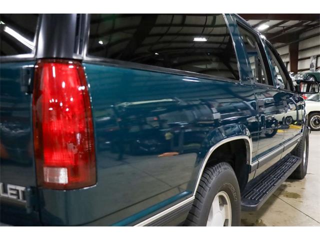 1998 Chevrolet Suburban (CC-1907454) for sale in Kentwood, Michigan