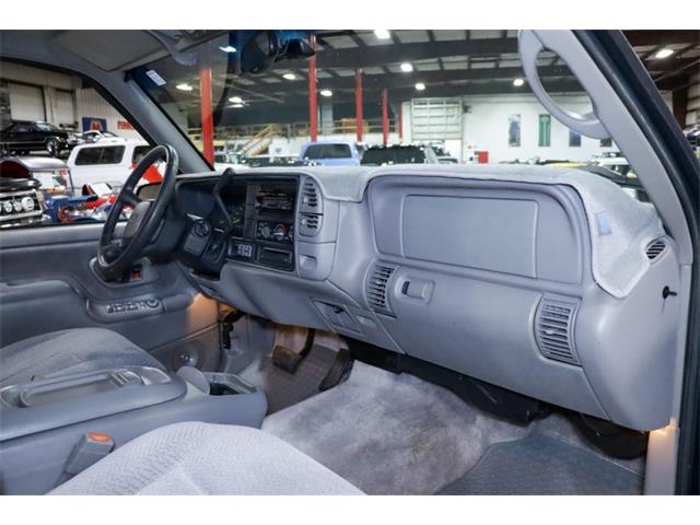 1998 Chevrolet Suburban (CC-1907454) for sale in Kentwood, Michigan