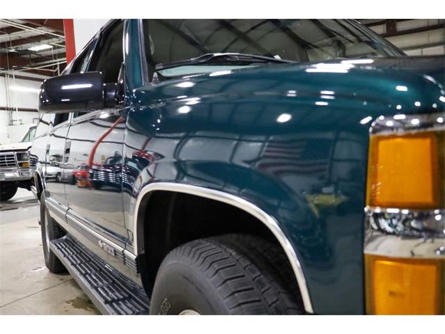 1998 Chevrolet Suburban (CC-1907454) for sale in Kentwood, Michigan