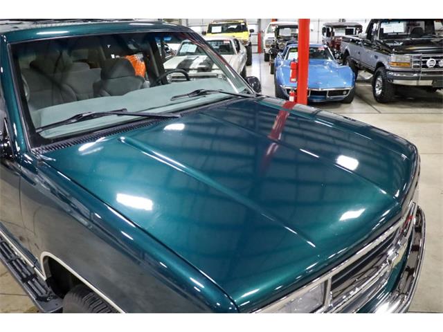 1998 Chevrolet Suburban (CC-1907454) for sale in Kentwood, Michigan