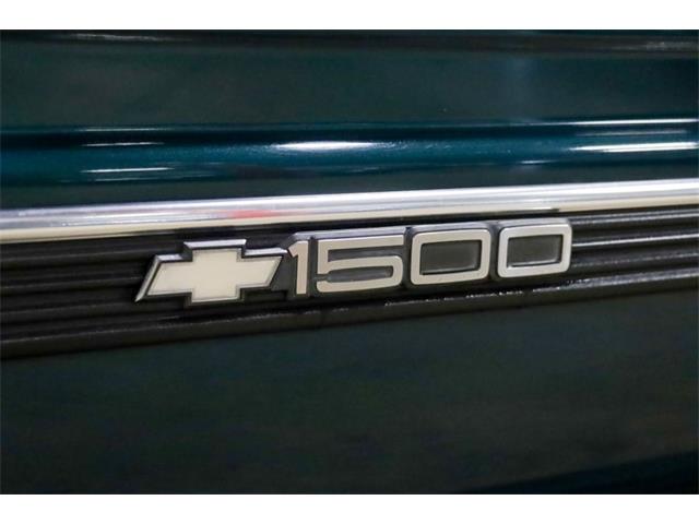 1998 Chevrolet Suburban (CC-1907454) for sale in Kentwood, Michigan