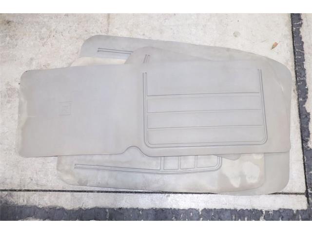 1998 Chevrolet Suburban (CC-1907454) for sale in Kentwood, Michigan