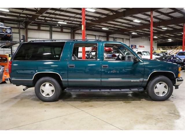 1998 Chevrolet Suburban (CC-1907454) for sale in Kentwood, Michigan