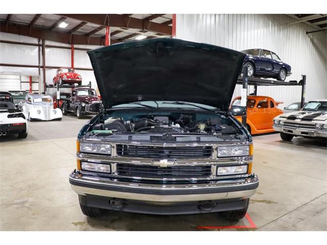 1998 Chevrolet Suburban (CC-1907454) for sale in Kentwood, Michigan