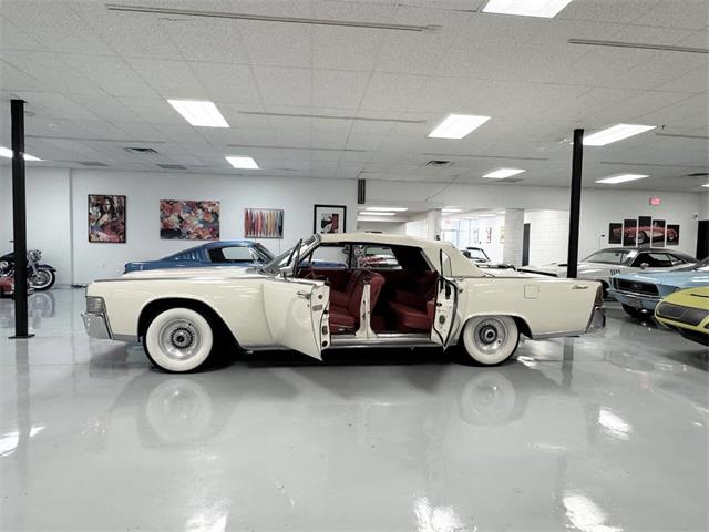 1965 Lincoln Continental (CC-1911495) for sale in Dekalb, Illinois