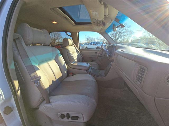 2002 GMC Yukon Denali (CC-1911558) for sale in Ross, Ohio
