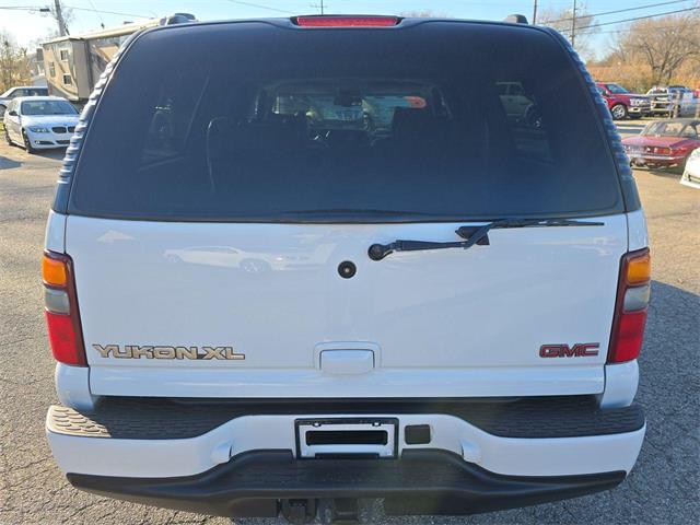 2002 GMC Yukon Denali (CC-1911558) for sale in Ross, Ohio