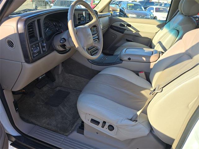 2002 GMC Yukon Denali (CC-1911558) for sale in Ross, Ohio