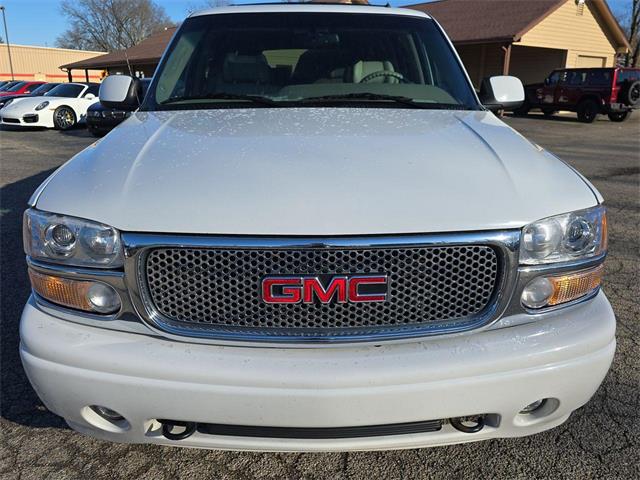 2002 GMC Yukon Denali (CC-1911558) for sale in Ross, Ohio