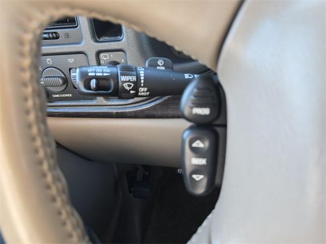 2002 GMC Yukon Denali (CC-1911558) for sale in Ross, Ohio