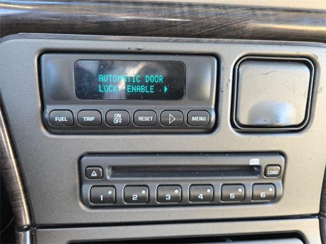 2002 GMC Yukon Denali (CC-1911558) for sale in Ross, Ohio