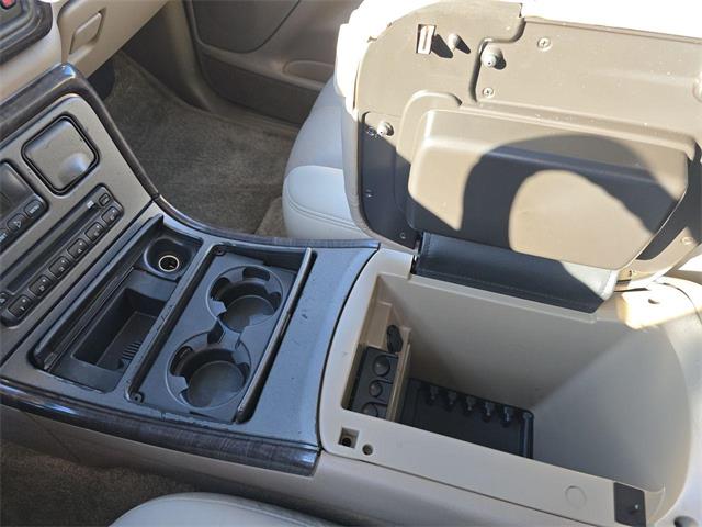 2002 GMC Yukon Denali (CC-1911558) for sale in Ross, Ohio