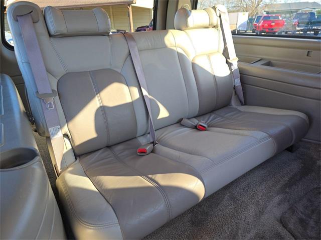 2002 GMC Yukon Denali (CC-1911558) for sale in Ross, Ohio