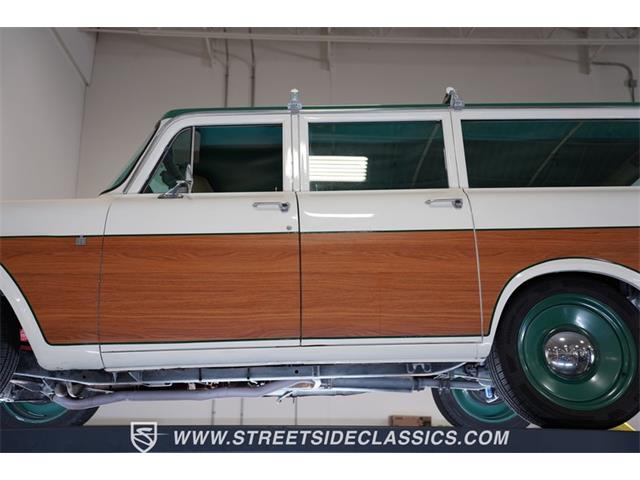1970 International Harvester Travelall (CC-1912165) for sale in Concord, North Carolina