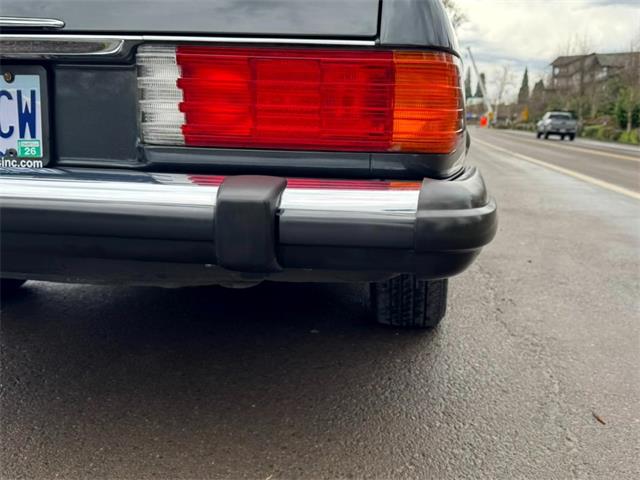 1988 Mercedes-Benz 560SL (CC-1910223) for sale in Gladstone, Oregon