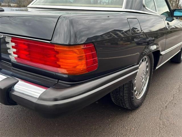 1988 Mercedes-Benz 560SL (CC-1910223) for sale in Gladstone, Oregon