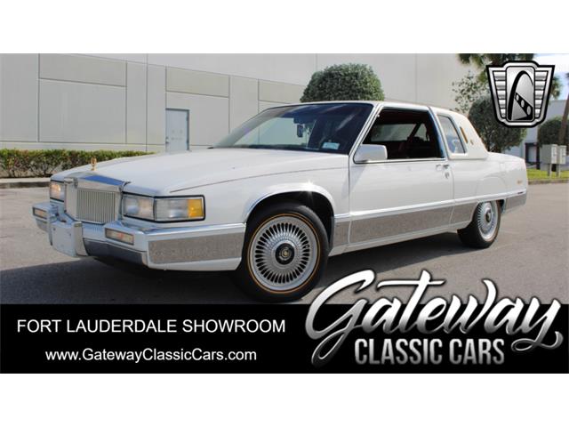 1990 Cadillac Fleetwood (CC-1913743) for sale in O'Fallon, Illinois