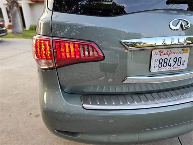 2012 Infiniti QX56 (CC-1914658) for sale in Woodland Hills, California