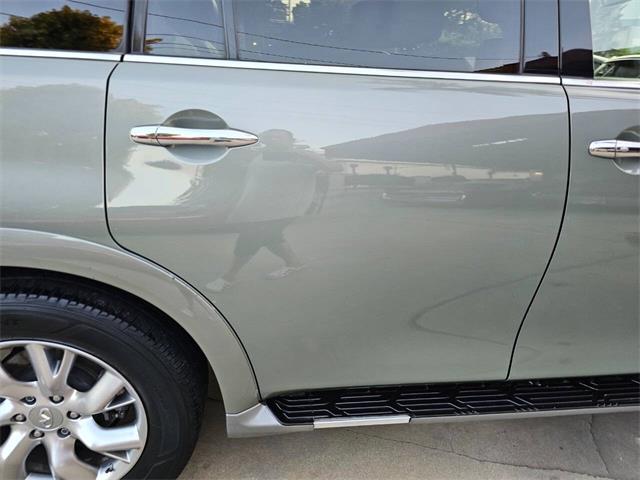 2012 Infiniti QX56 (CC-1914658) for sale in Woodland Hills, California