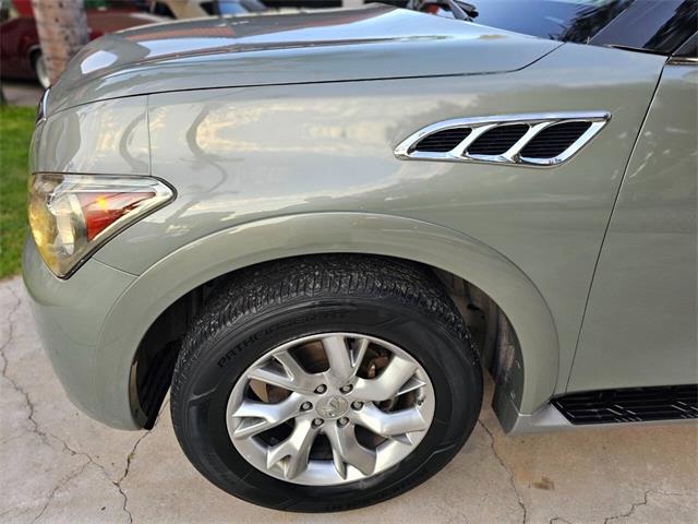 2012 Infiniti QX56 (CC-1914658) for sale in Woodland Hills, California