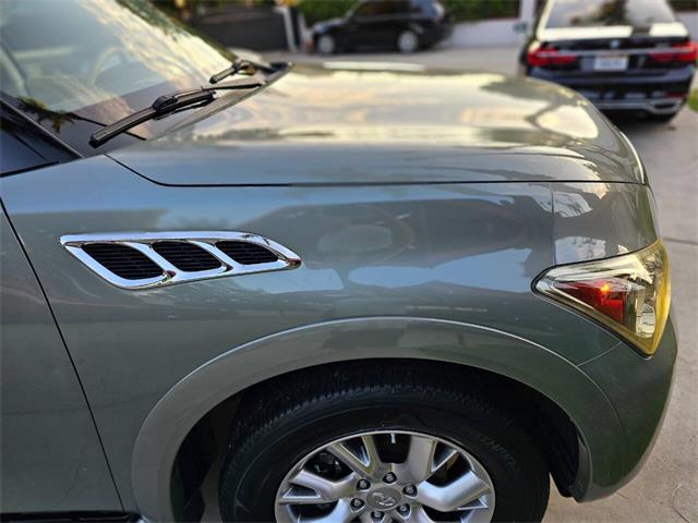 2012 Infiniti QX56 (CC-1914658) for sale in Woodland Hills, California