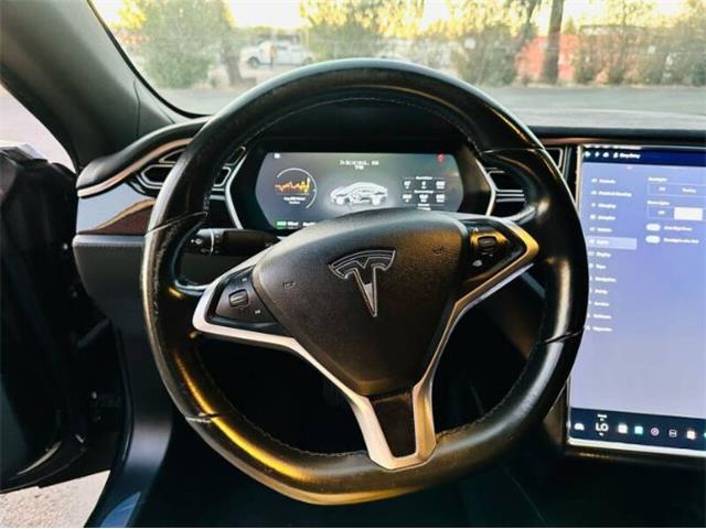 2017 Tesla Model S (CC-1916380) for sale in Cadillac, Michigan