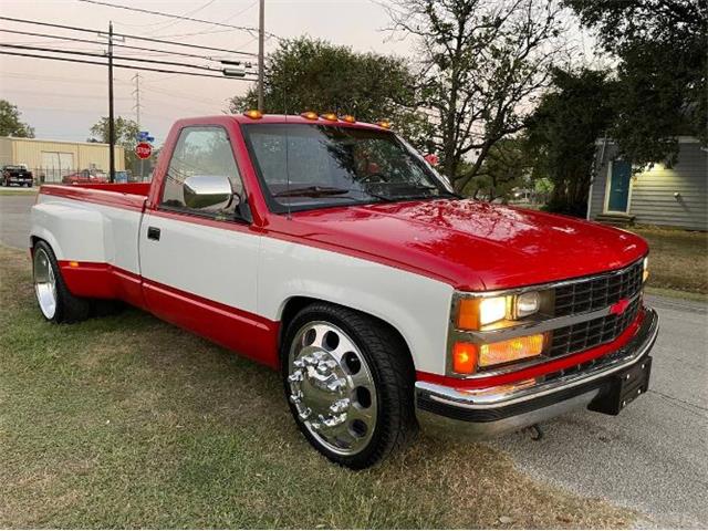 1988 Chevrolet Silverado (CC-1917569) for sale in Cadillac, Michigan