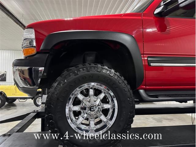 2001 Chevrolet Suburban (CC-1917675) for sale in Holland , Michigan
