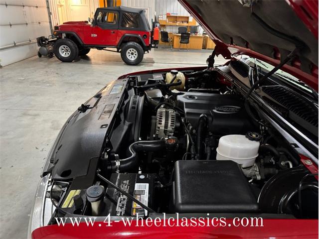 2001 Chevrolet Suburban (CC-1917675) for sale in Holland , Michigan