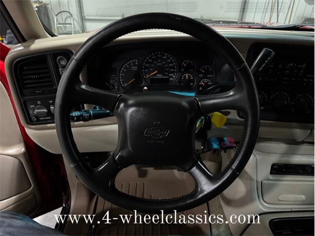 2001 Chevrolet Suburban (CC-1917675) for sale in Holland , Michigan