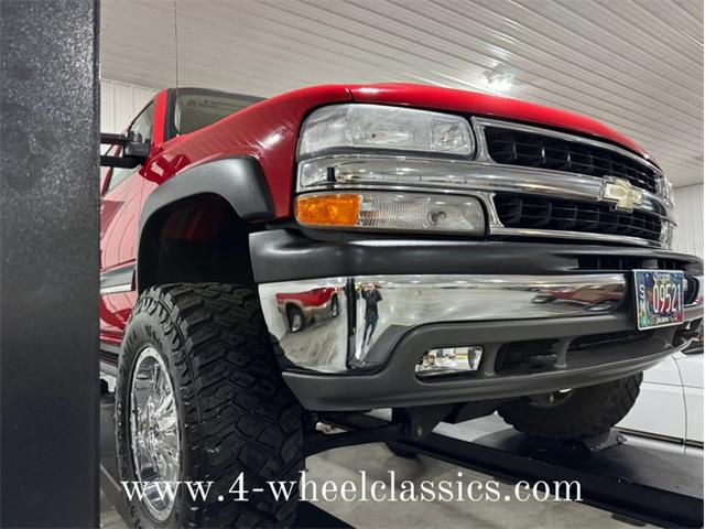 2001 Chevrolet Suburban (CC-1917675) for sale in Holland , Michigan