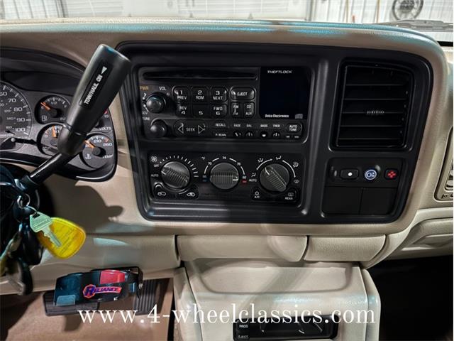 2001 Chevrolet Suburban (CC-1917675) for sale in Holland , Michigan