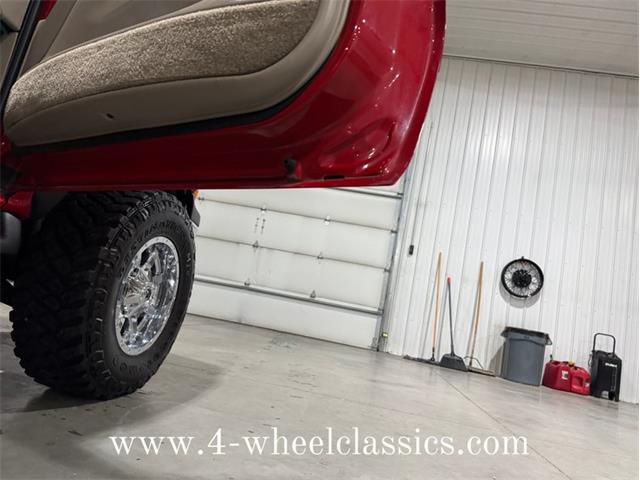 2001 Chevrolet Suburban (CC-1917675) for sale in Holland , Michigan