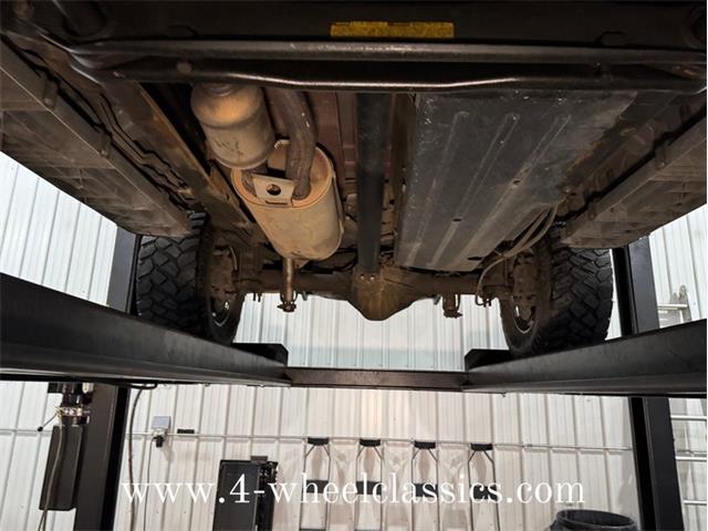 2001 Chevrolet Suburban (CC-1917675) for sale in Holland , Michigan