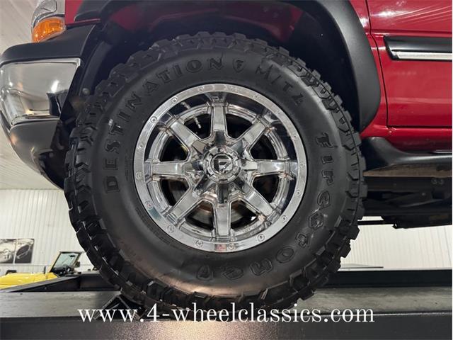 2001 Chevrolet Suburban (CC-1917675) for sale in Holland , Michigan
