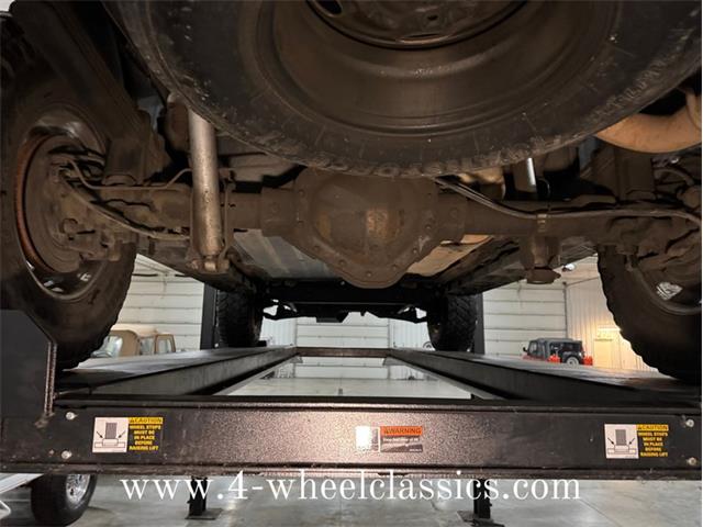 2001 Chevrolet Suburban (CC-1917675) for sale in Holland , Michigan