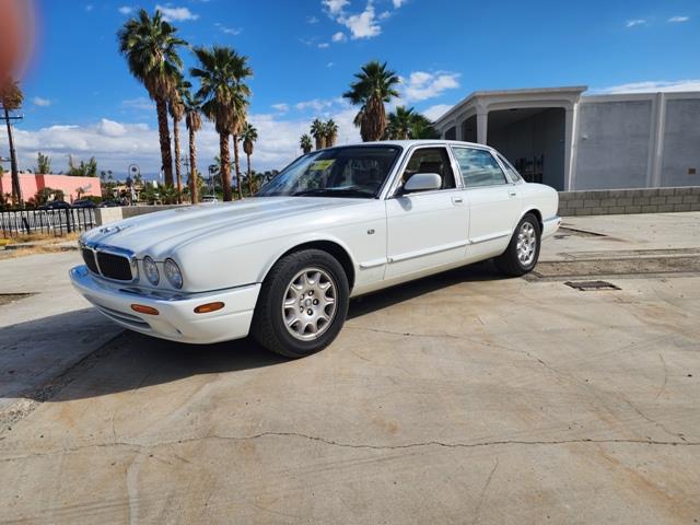 2000 Jaguar XJ8 (CC-1917767) for sale in Palm Springs, California