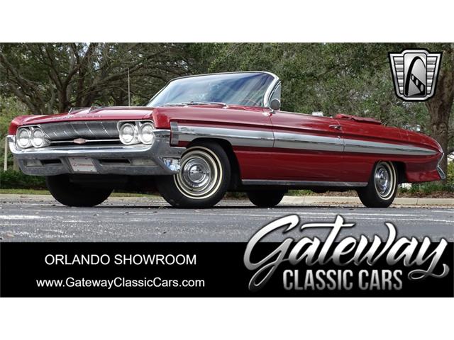 1961 Oldsmobile Starfire (CC-1921919) for sale in O'Fallon, Illinois