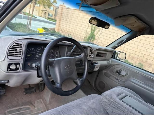 1998 Chevrolet C/K 2500 (CC-1922636) for sale in Cadillac, Michigan