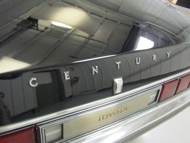 1991 Toyota Century (CC-1920443) for sale in Christiansburg, Virginia