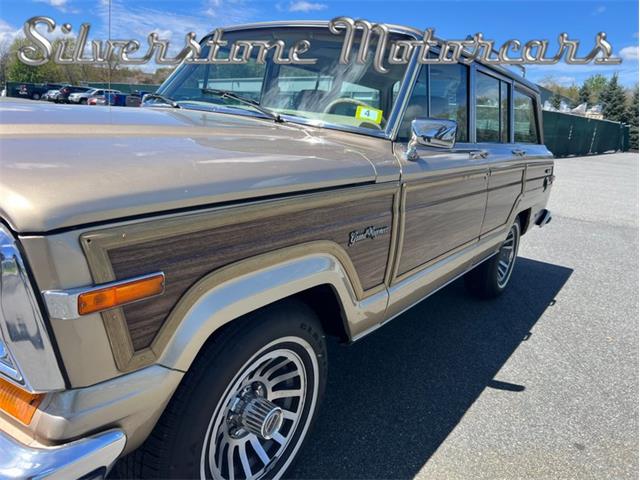 1989 Jeep Grand Wagoneer (CC-1925371) for sale in North Andover, Massachusetts